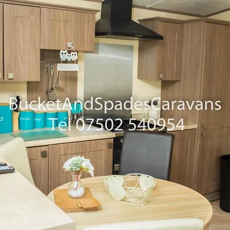 Blackpool Caravans Marton Mere Exterior photo
