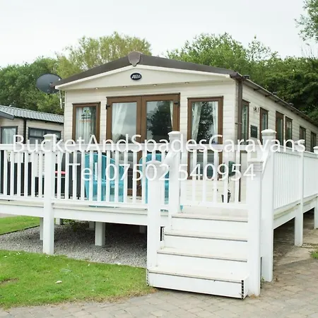 Blackpool Caravans Marton Mere Exterior photo