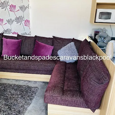 Blackpool Caravans Marton Mere Exterior photo