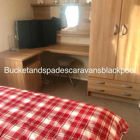Blackpool Caravans Marton Mere Exterior photo