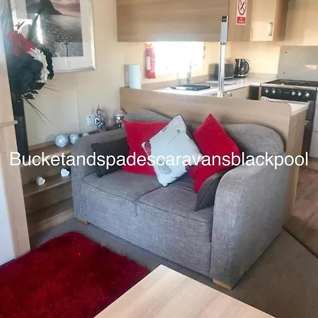 Blackpool Caravans Marton Mere Exterior photo