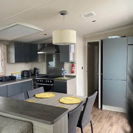 Blackpool Caravans Marton Mere Exterior photo