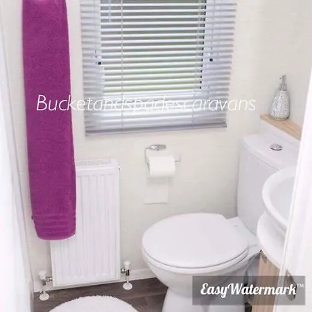 Blackpool Caravans Marton Mere Exterior photo