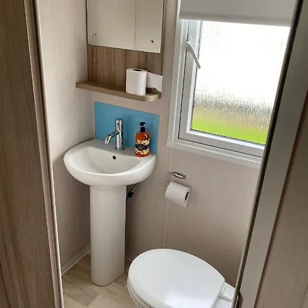 Blackpool Caravans Marton Mere Exterior photo
