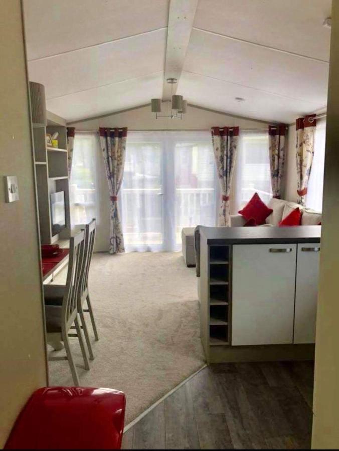 Parque de Campismo Caravans Marton Mere *